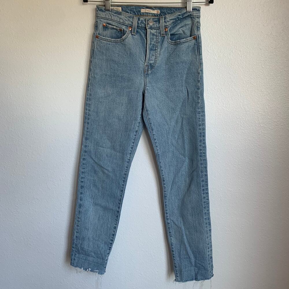 Levi's‎ Wedgie Light Wash Raw Hem Skinny Jeans